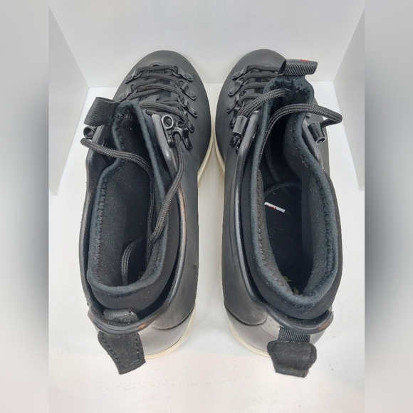 NATIVE BOOTS - Size 11 - Picture 6 of 7